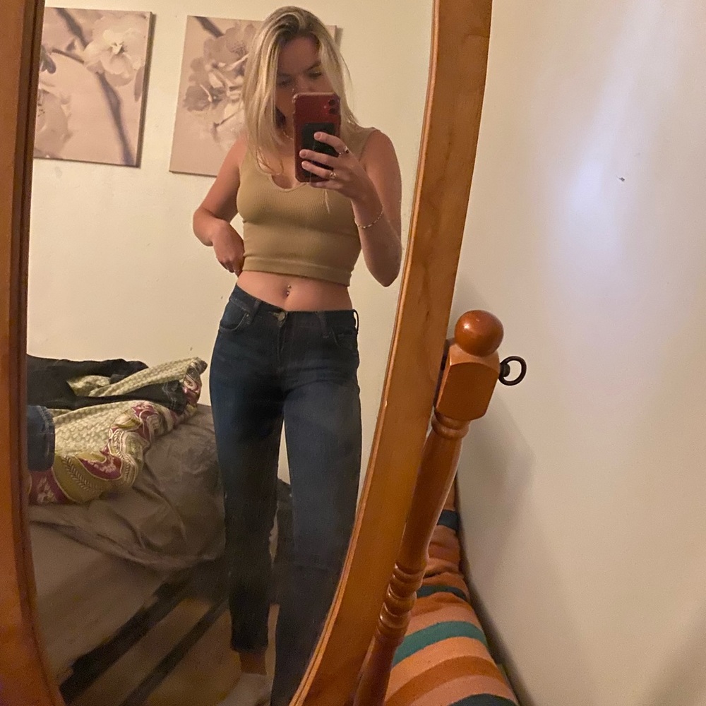 Low rise jeans
